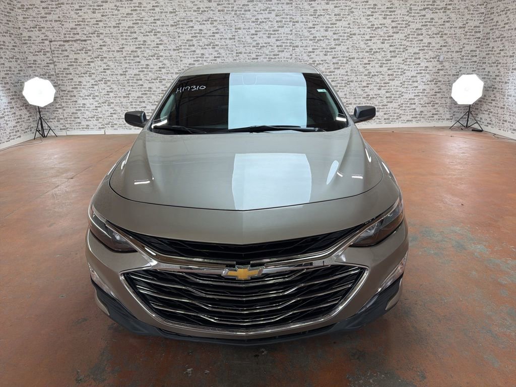 Used 2022 Chevrolet Malibu LS w/ LPO, Convenience Package 1 FWD image 2