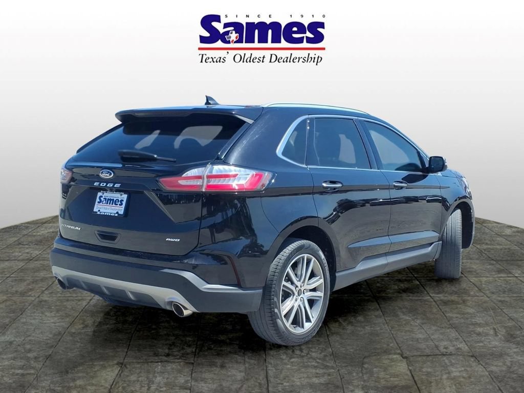 Used 2023 Ford Edge Titanium AWD/4WD image 3