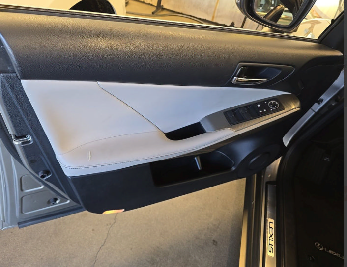 Used 2015 Lexus IS 350 w/ F-Sport Package RWD image 7