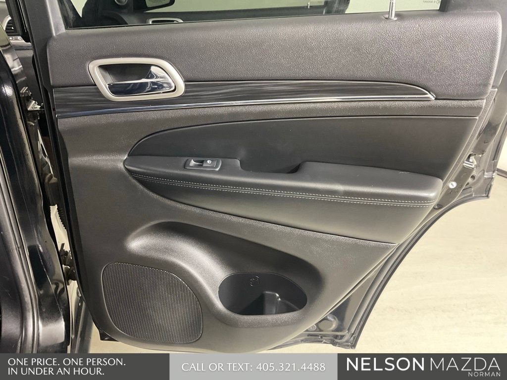 Used 2019 Jeep Grand Cherokee Limited AWD/4WD image 23