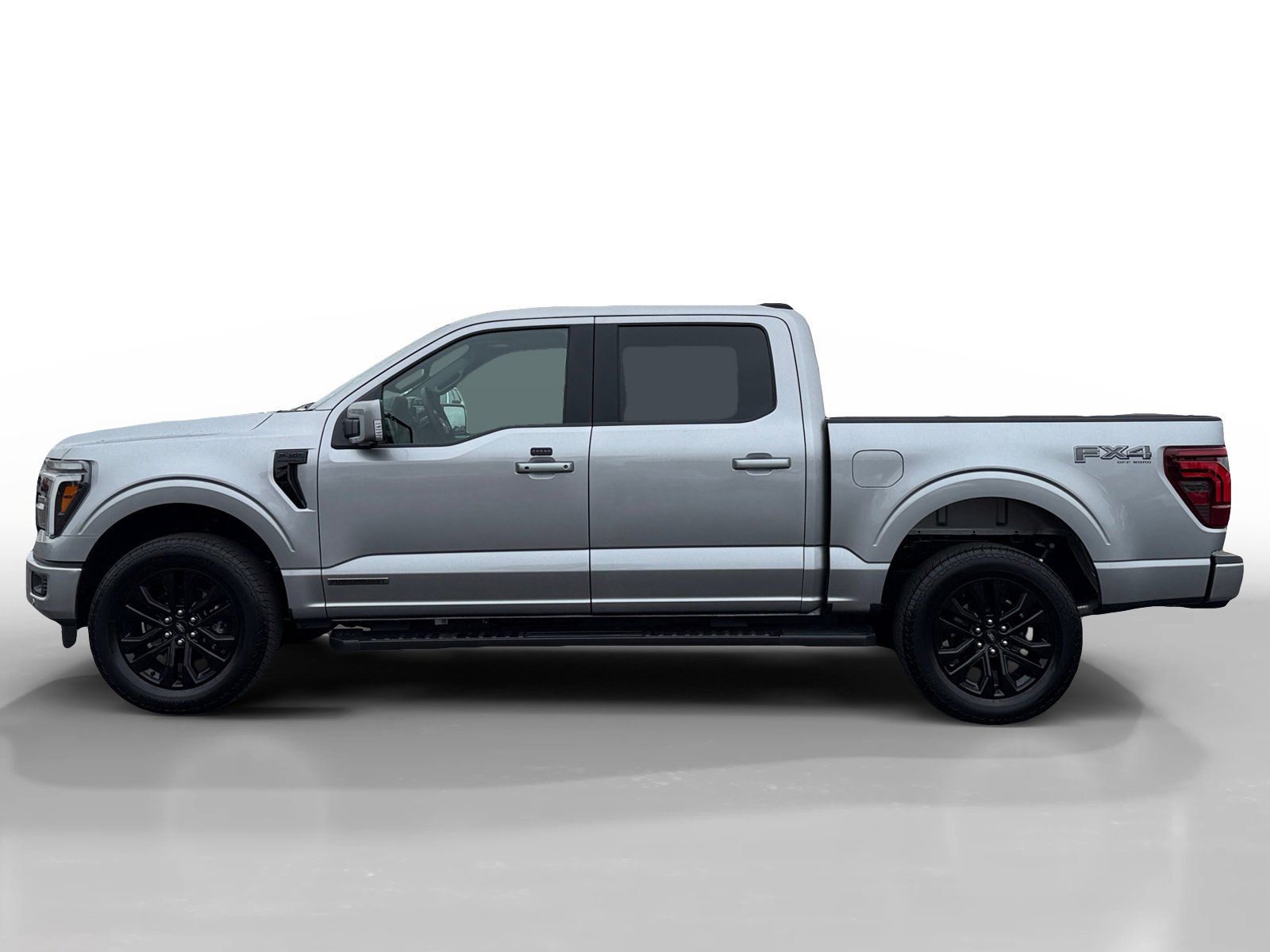 Used 2025 Ford F150 Lariat w/ Equipment Group 501A Mid image 2