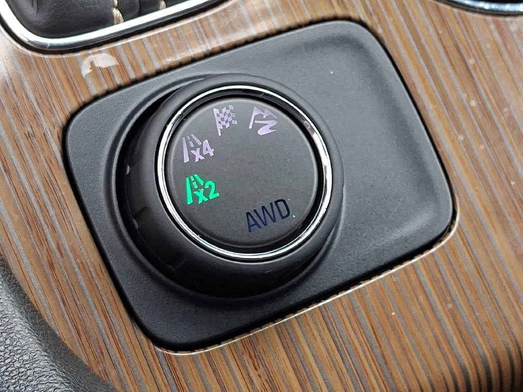 Used 2019 GMC Acadia SLE w/ LPO, Floor Liner Package AWD/4WD image 25