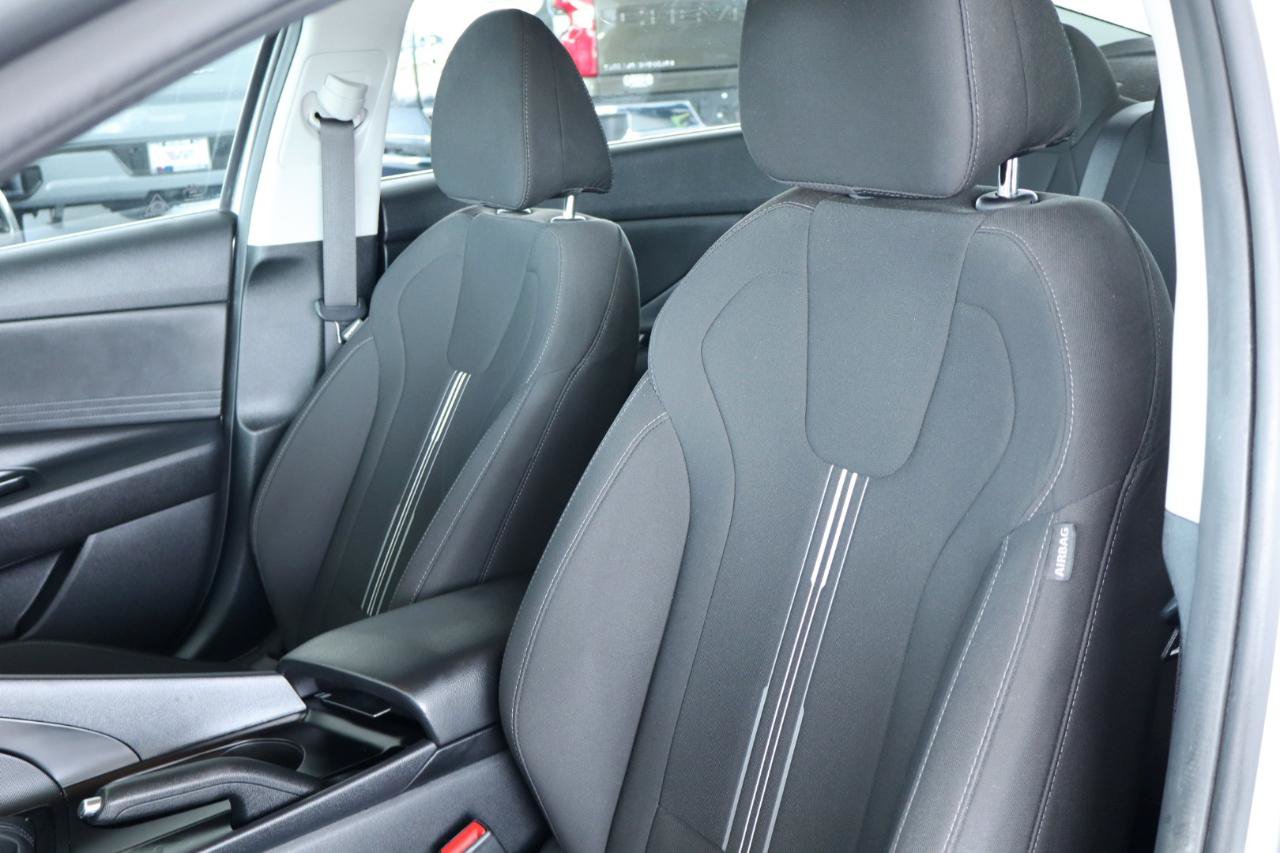 Used 2023 Hyundai Elantra SEL w/ Cargo Package FWD image 14