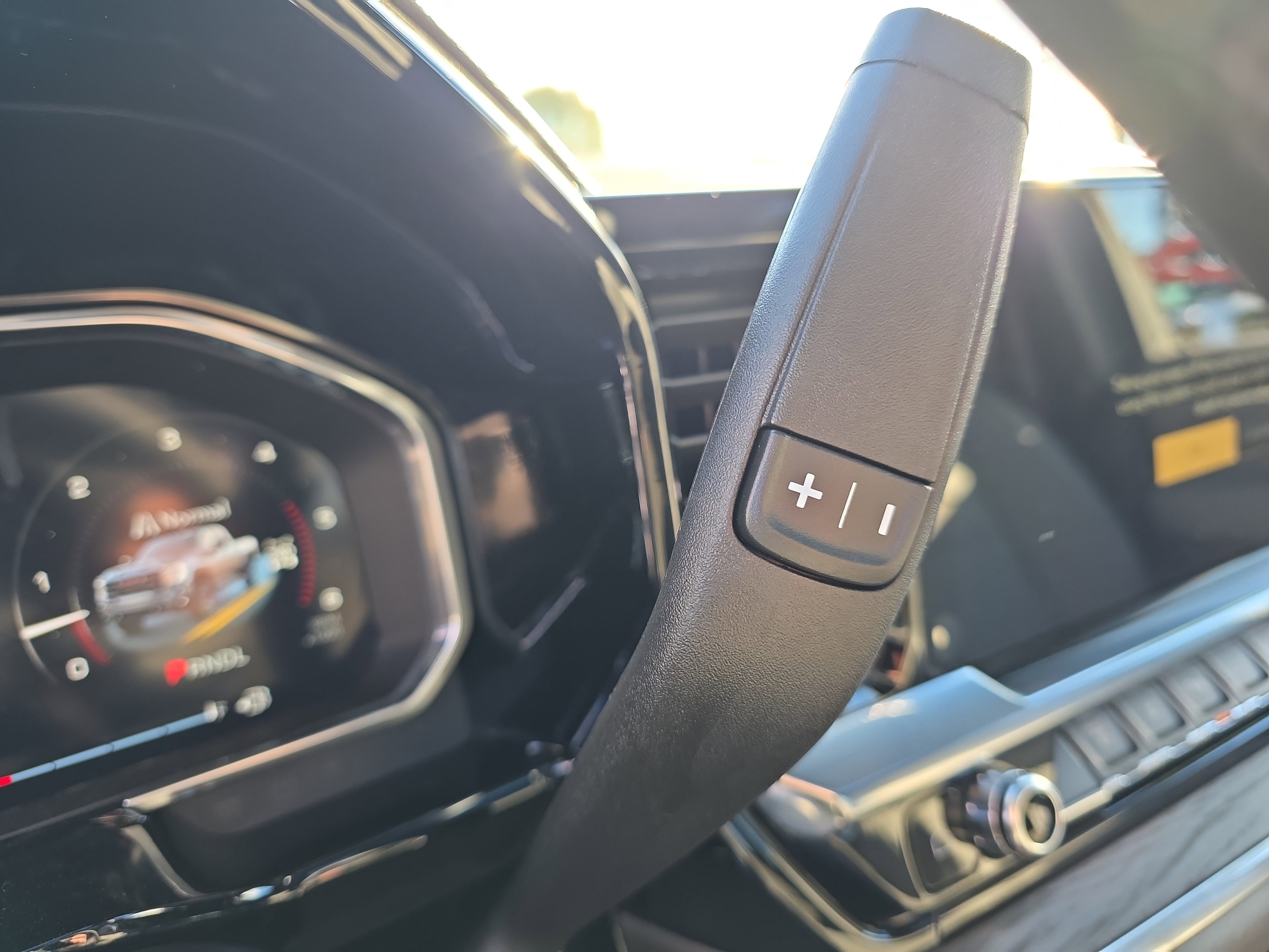 New 2026 GMC Sierra 2500 SLT w/ SLT Convenience Package image 23