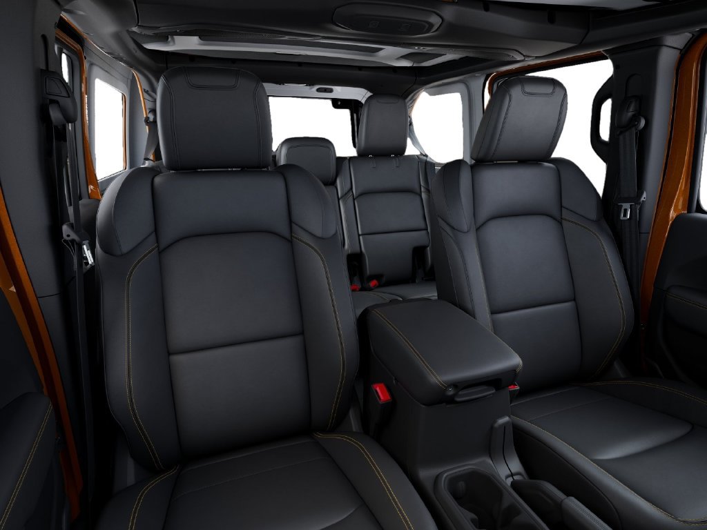New 2026 Jeep Wrangler Unlimited Sahara w/ Safety Group AWD/4WD image 16