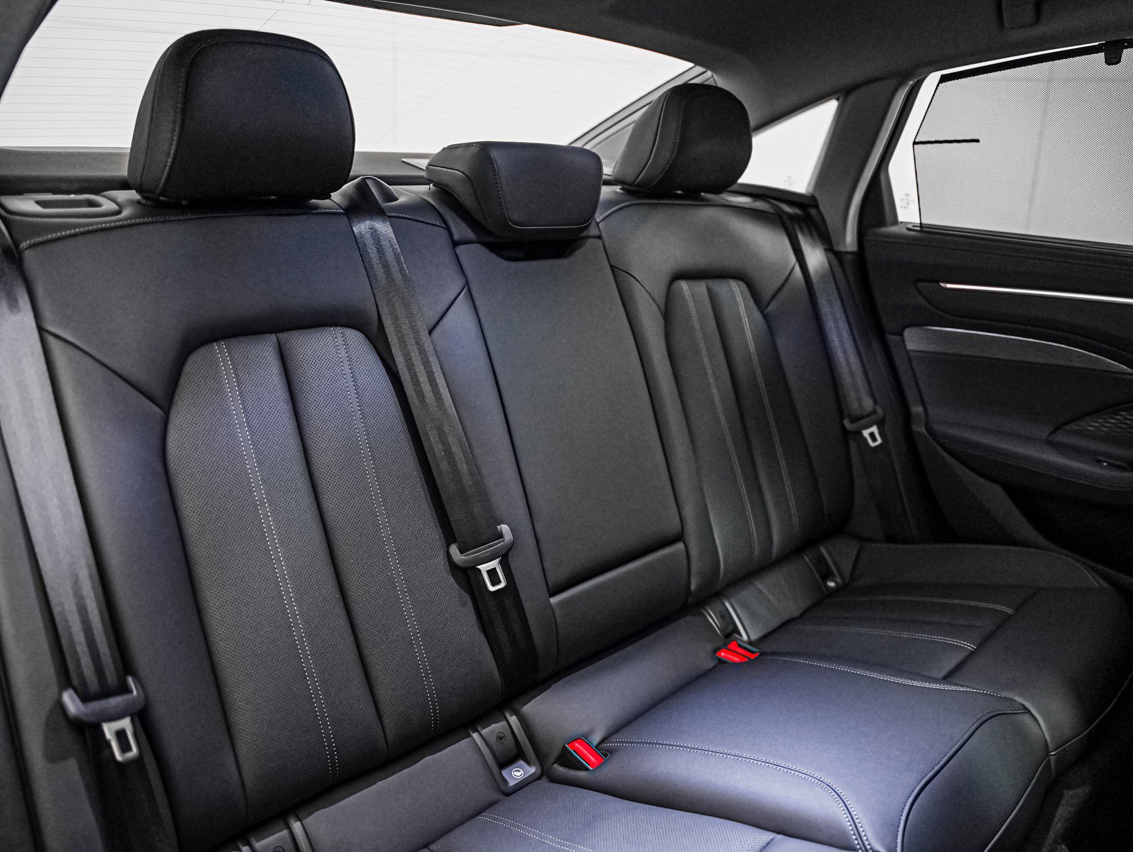 New 2026 Audi A6 Premium Plus AWD/4WD image 13