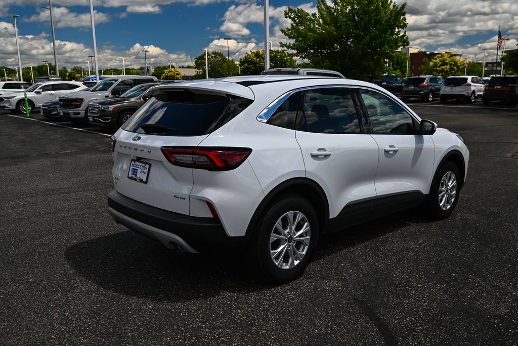 Certified 2023 Ford Escape Active w/ Tech Pack #2 AWD/4WD image 5