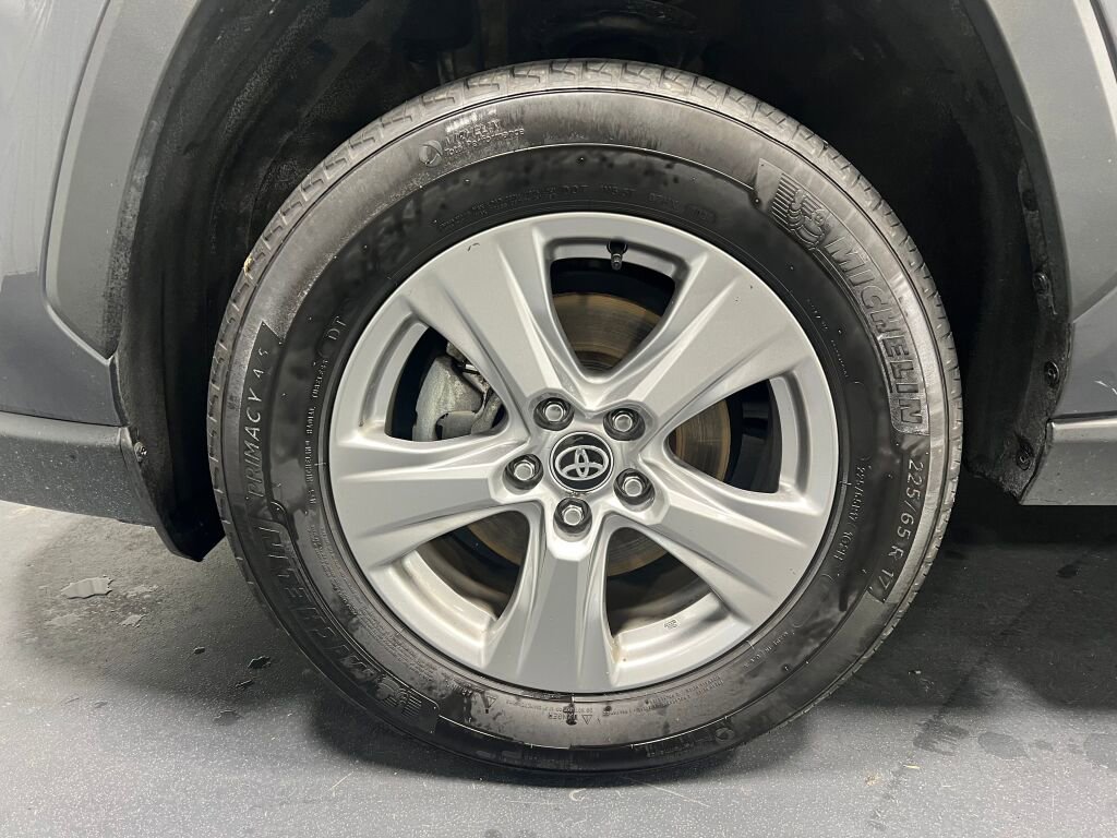 Used 2024 Toyota RAV4 XLE image 20