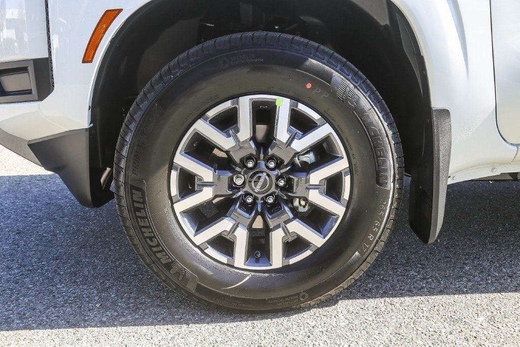 New 2026 Nissan Frontier SV w/ Tow Package RWD image 11