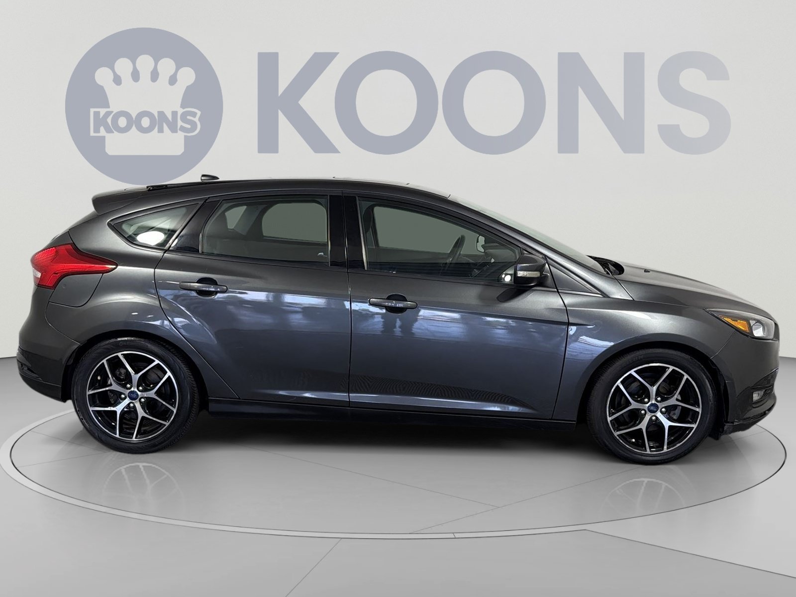 Used 2018 Ford Focus SEL FWD image 8