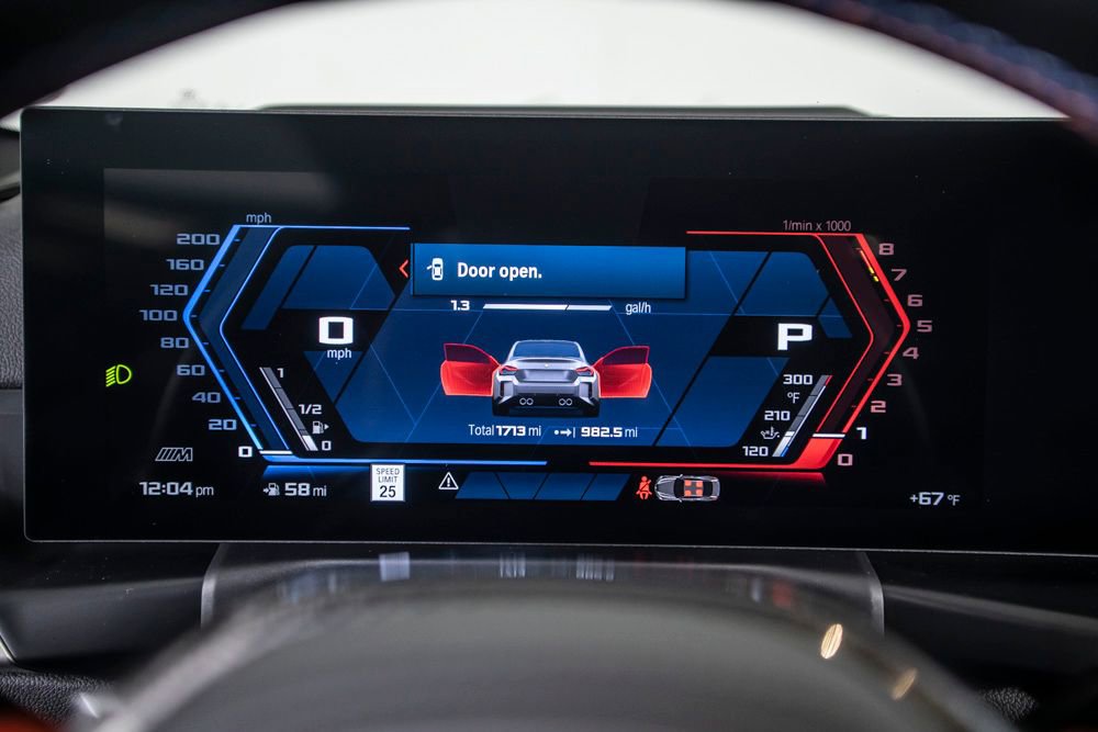 Used 2025 BMW M2 w/ Lighting Package image 28