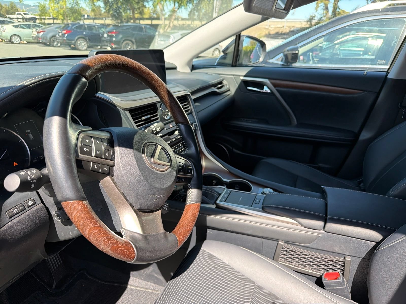 Used 2020 Lexus RX 350L Premium w/ Premium Package AWD/4WD image 8