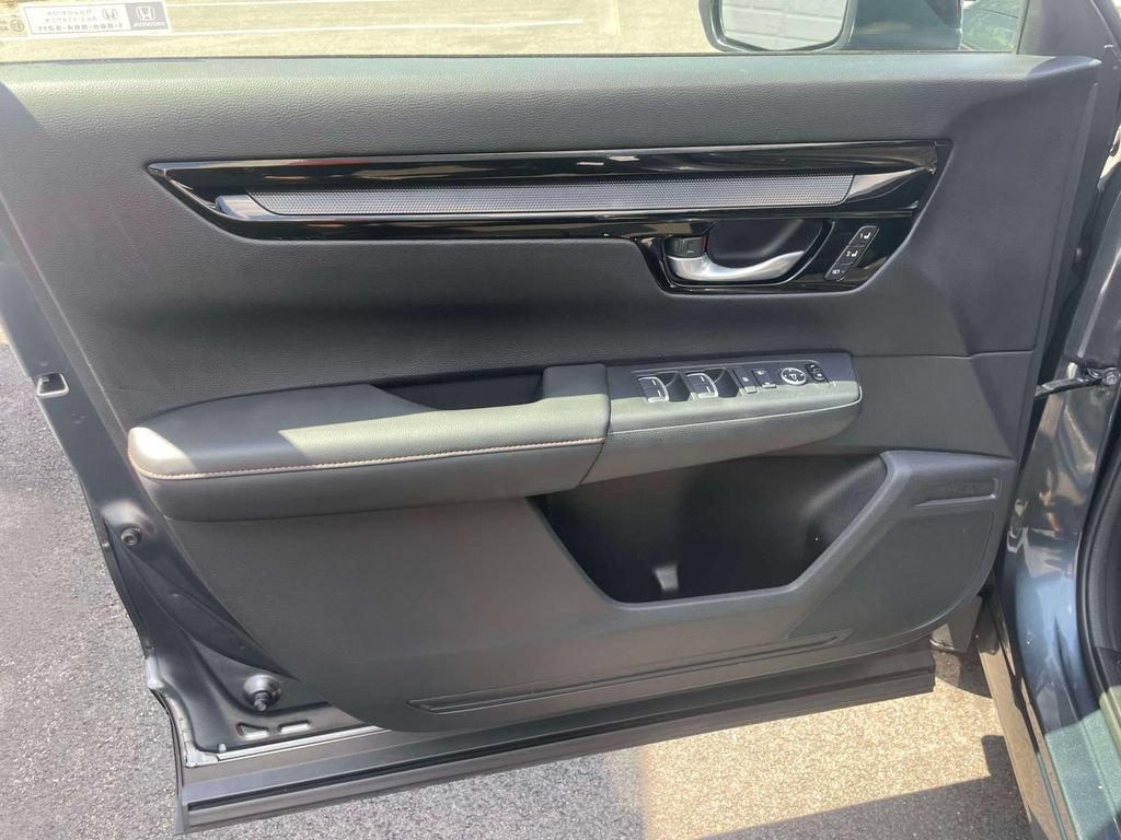 Used 2023 Honda CR-V Sport Touring image 16