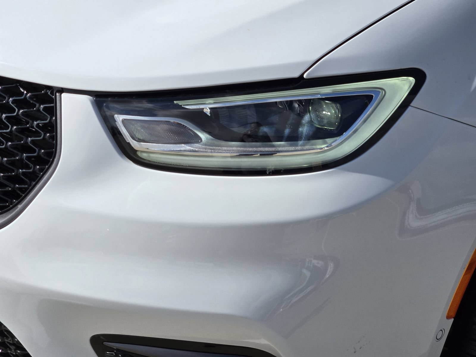 New 2026 Chrysler Pacifica Select AWD/4WD image 9