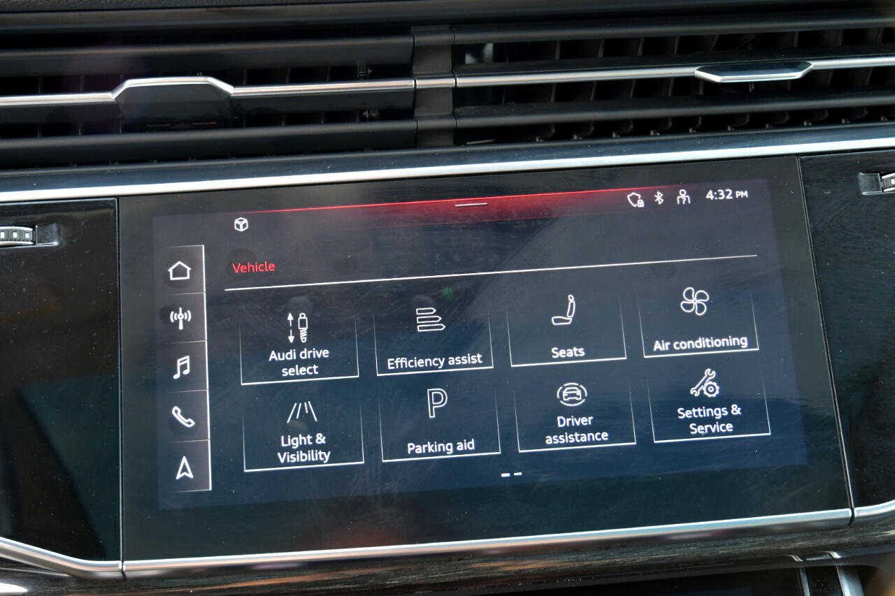 Used 2021 Audi Q7 3.0T Premium Plus image 19