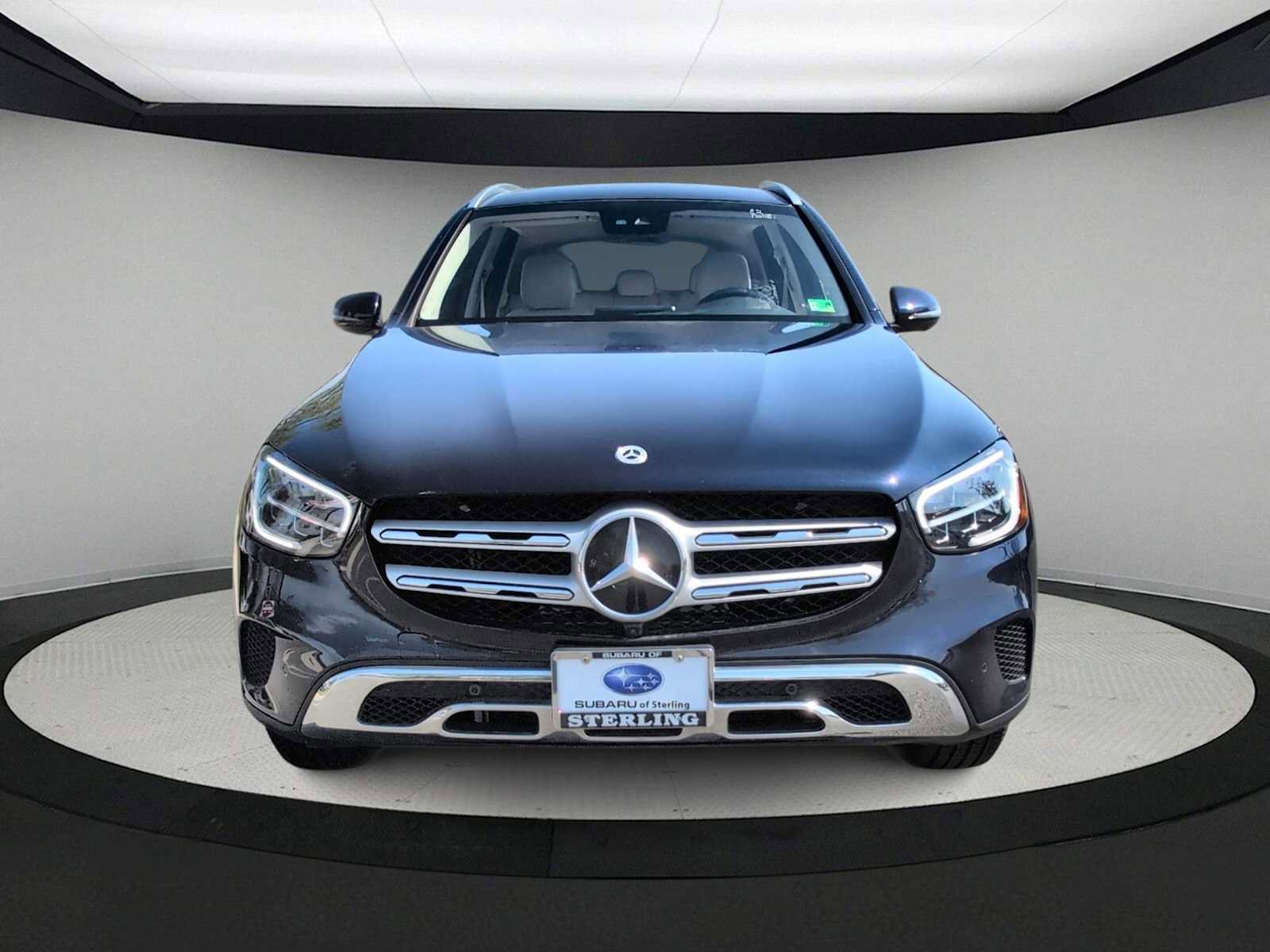 Used 2022 Mercedes-Benz GLC 300 4MATIC image 3