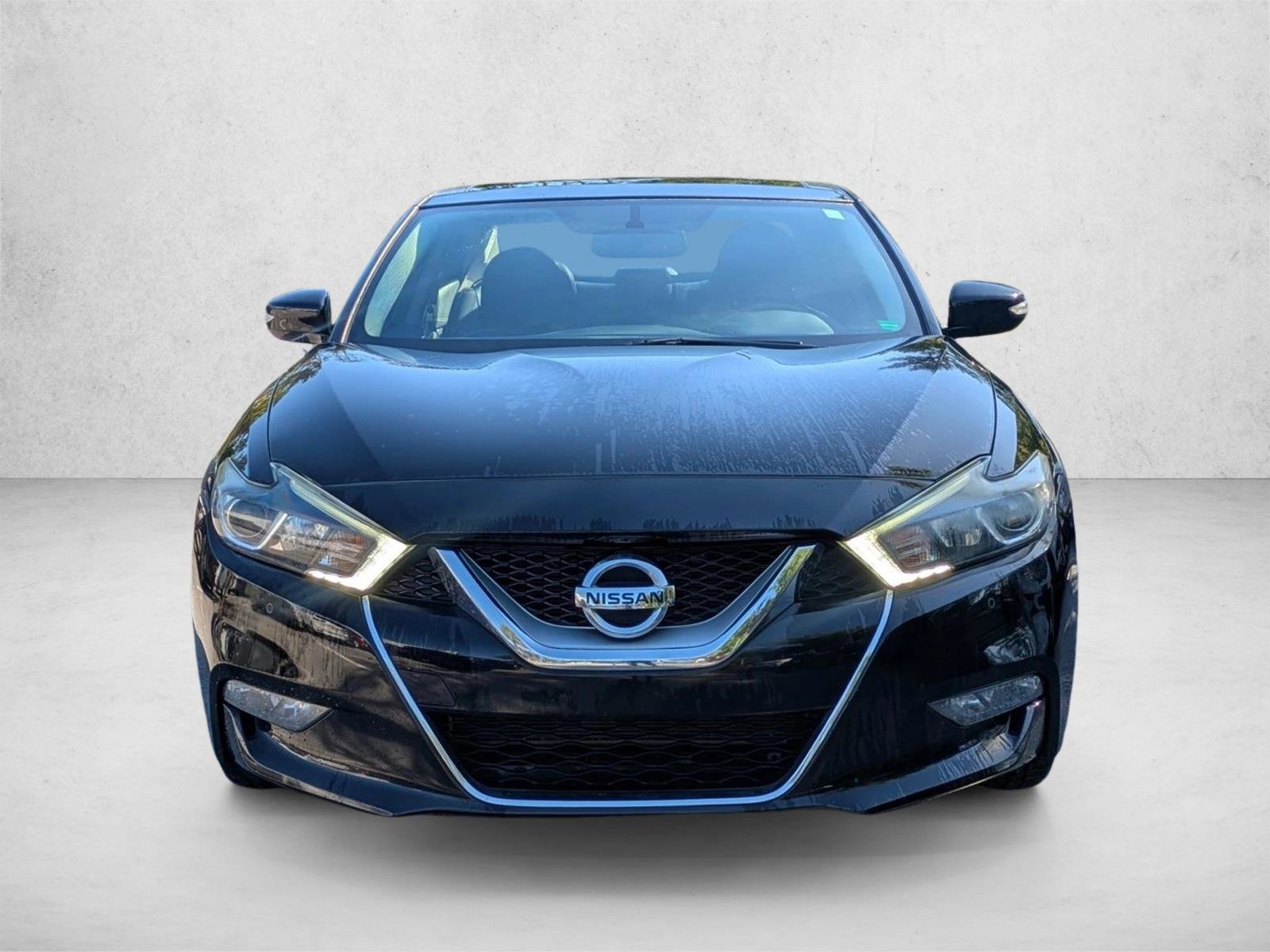 Used 2017 Nissan Maxima 3.5 SL FWD image 2