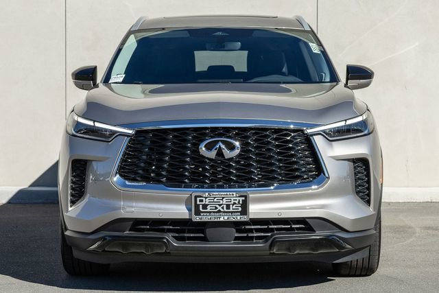 Used 2024 INFINITI QX60 Luxe w/ Performance Audio Package AWD/4WD image 2