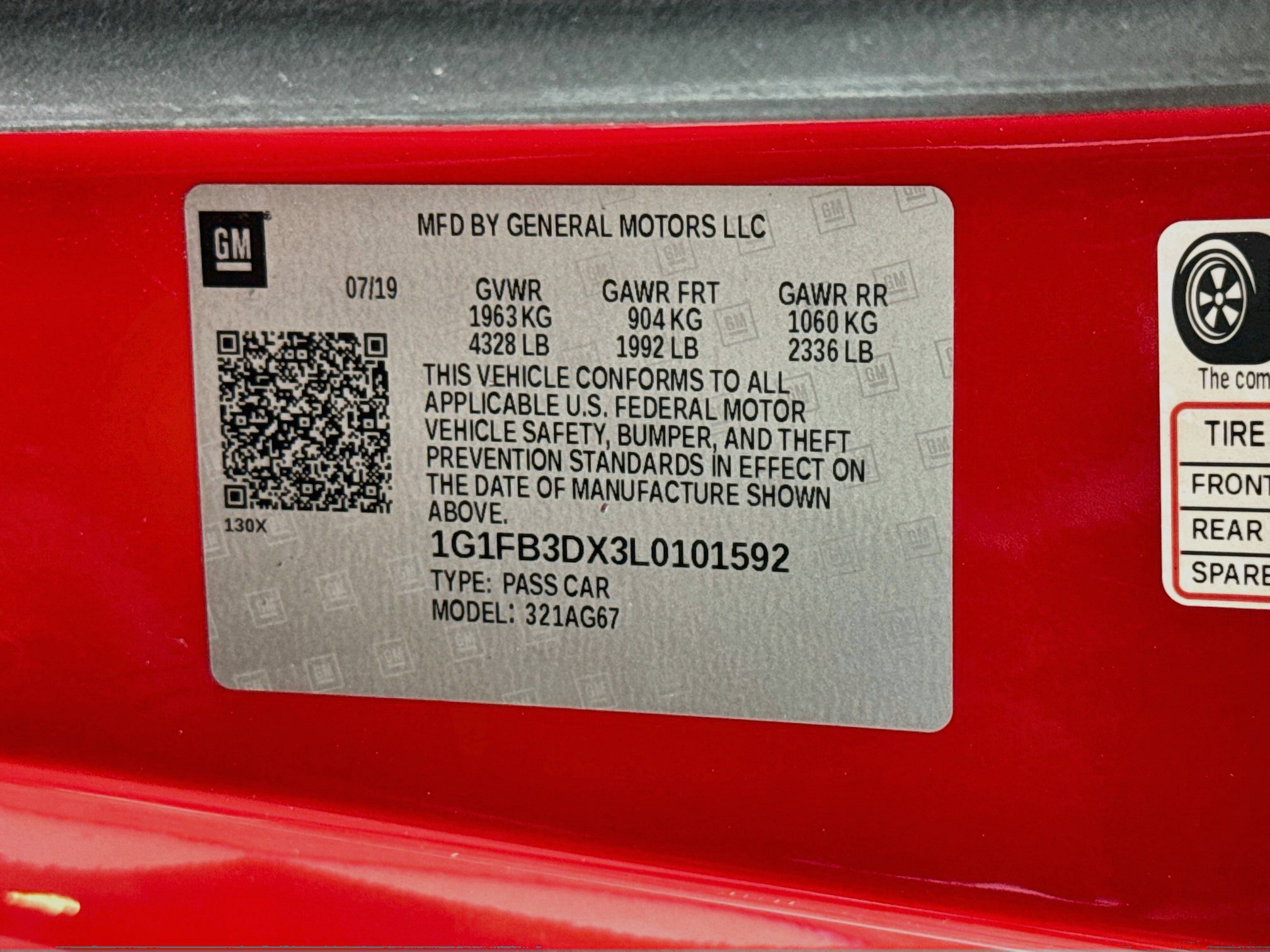 Used 2020 Chevrolet Camaro LT RWD image 34