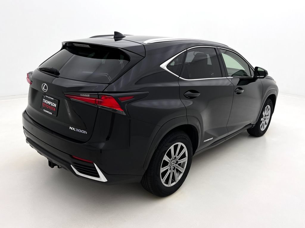 Used 2018 Lexus NX 300h AWD w/ Comfort Package image 7