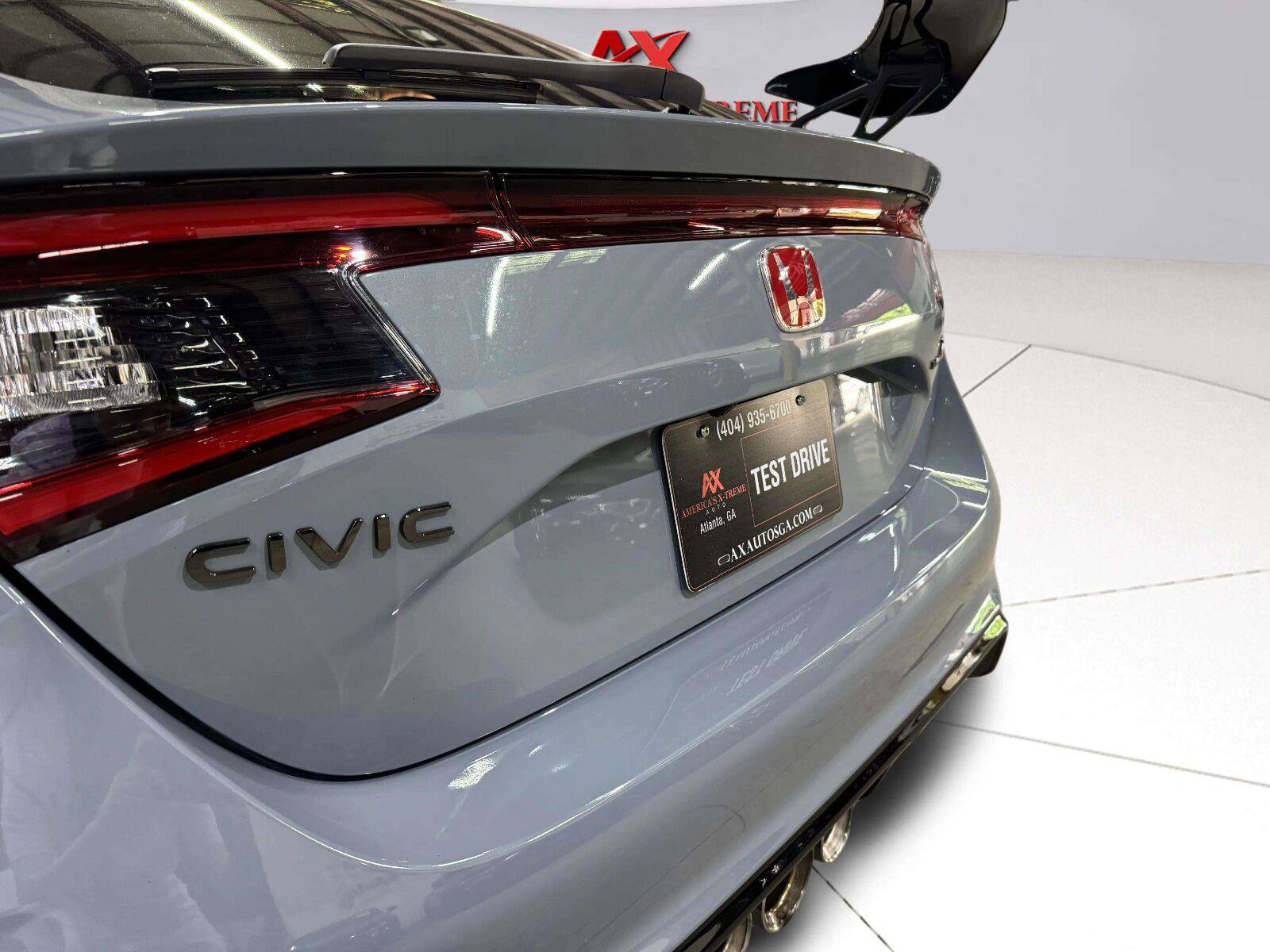 Used 2024 Honda Civic Type R image 9