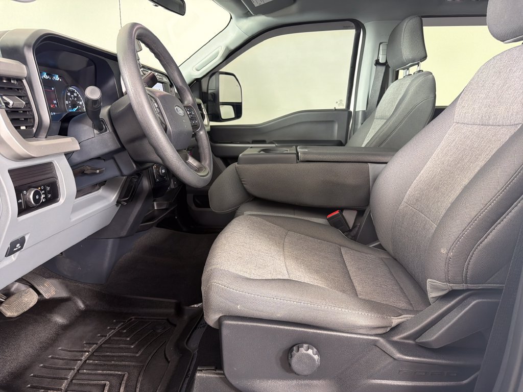 Used 2024 Ford F350 XL w/ STX Appearance Package AWD/4WD image 18