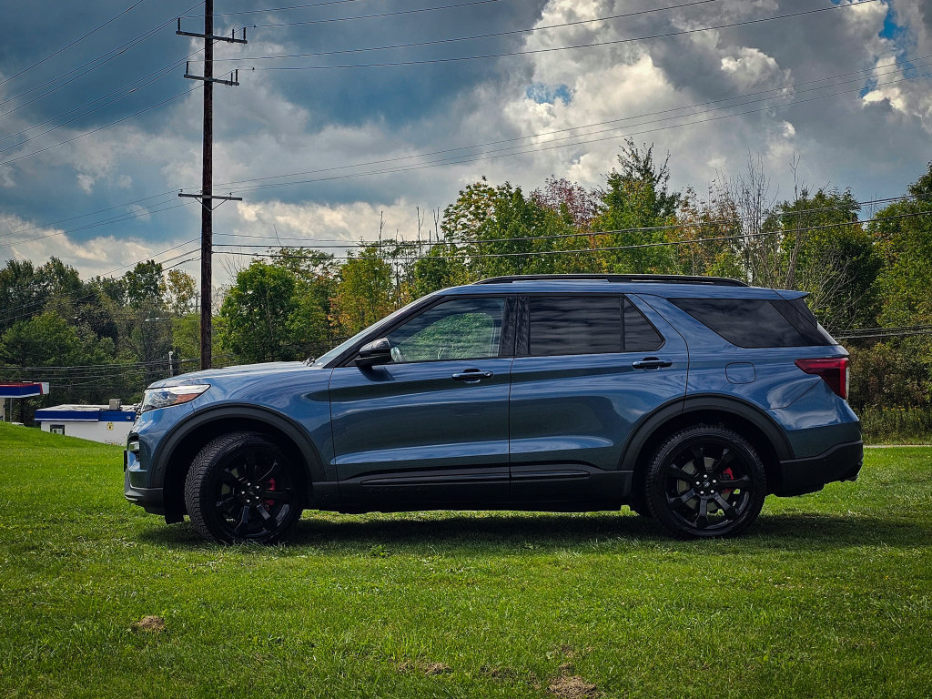 Used 2020 Ford Explorer ST w/ ST Street Pack AWD/4WD image 7