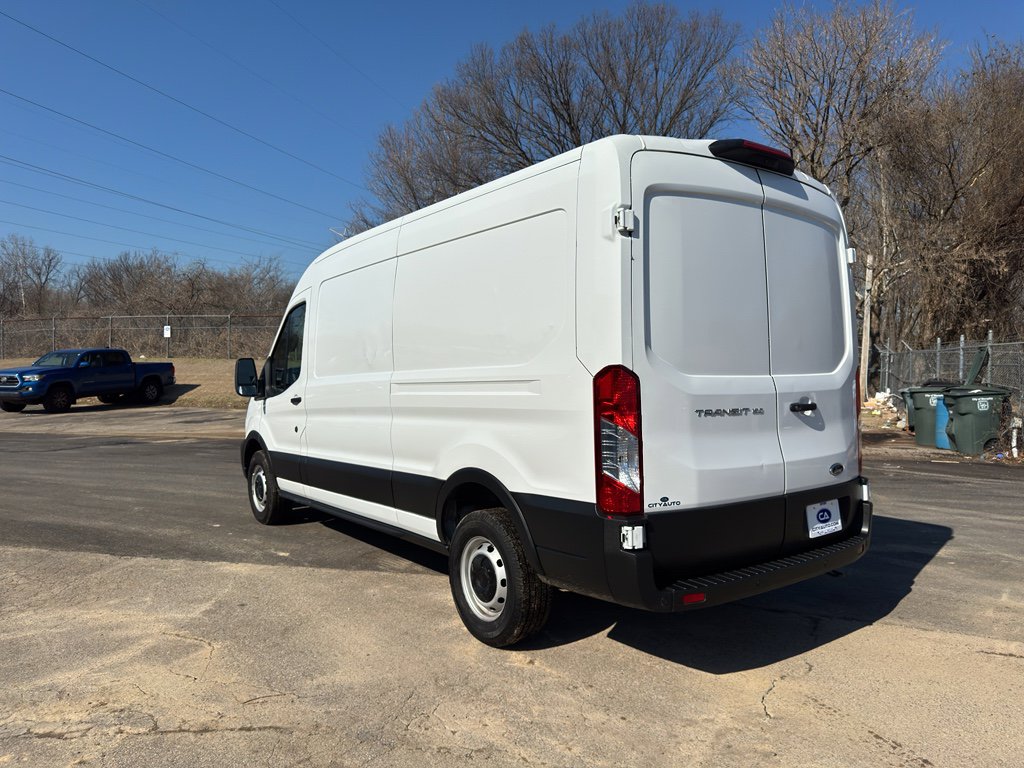 Used 2023 Ford Transit 150 Medium Roof image 5