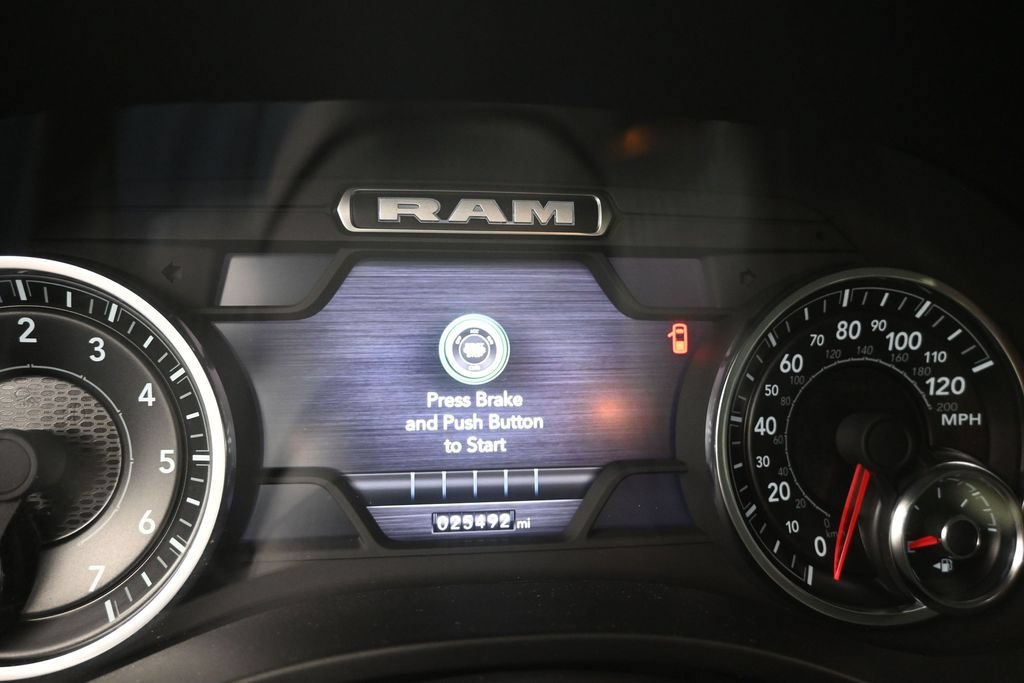 Used 2024 RAM 1500 Big Horn RWD image 11