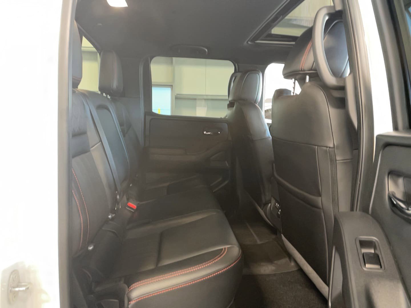 Certified 2023 Nissan Frontier PRO-4X w/ Pro-4X Premium Package AWD/4WD image 24