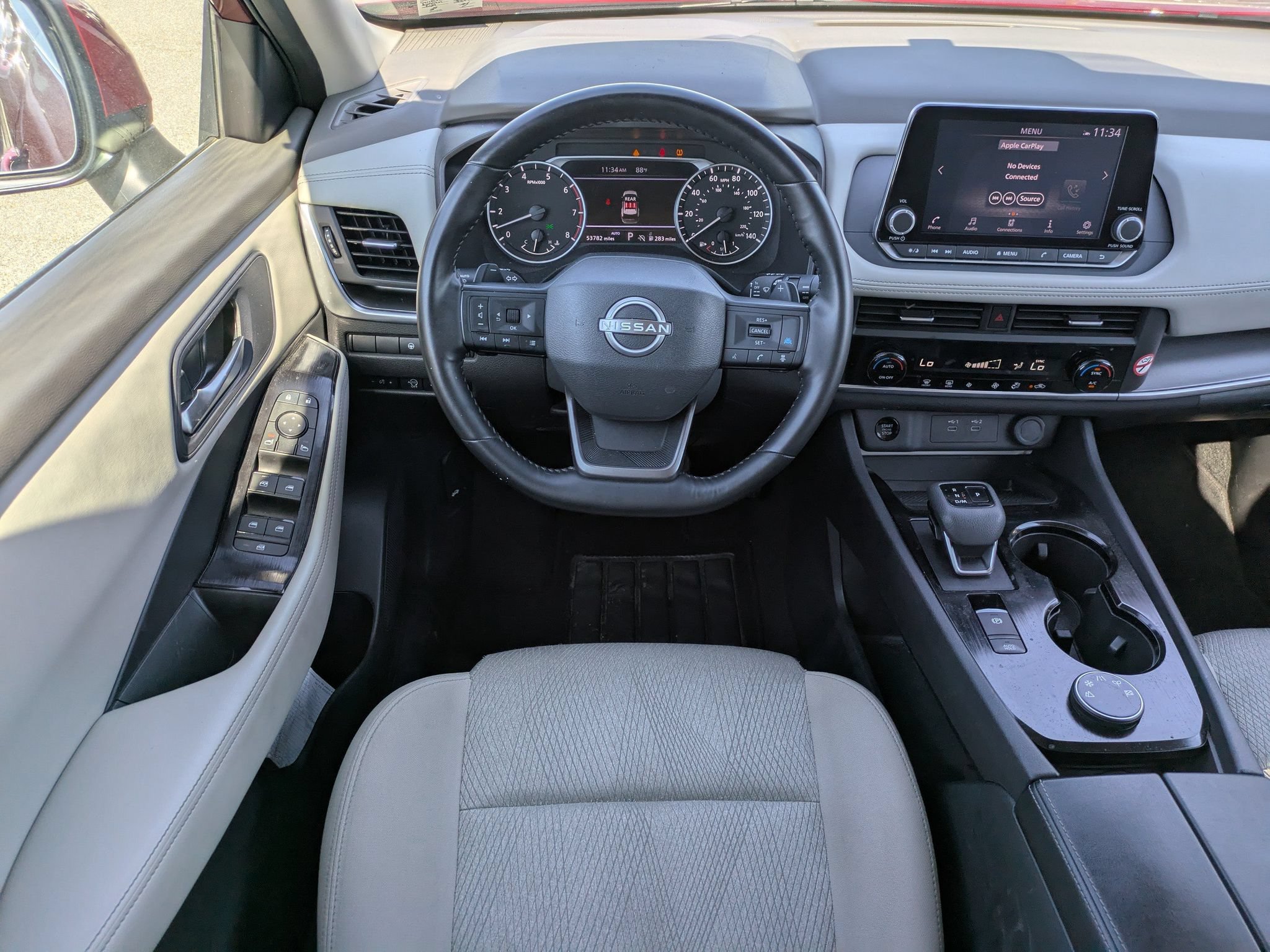 Used 2025 Nissan Rogue SV AWD/4WD image 17