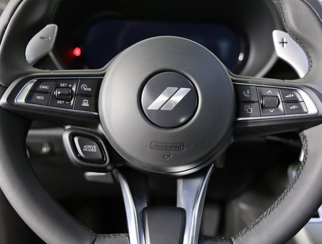 Used 2024 Dodge Hornet R/T w/ R/T Blacktop Package image 10