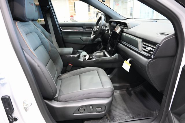 New 2026 GMC Terrain AT4 w/ Convenience Package III image 10