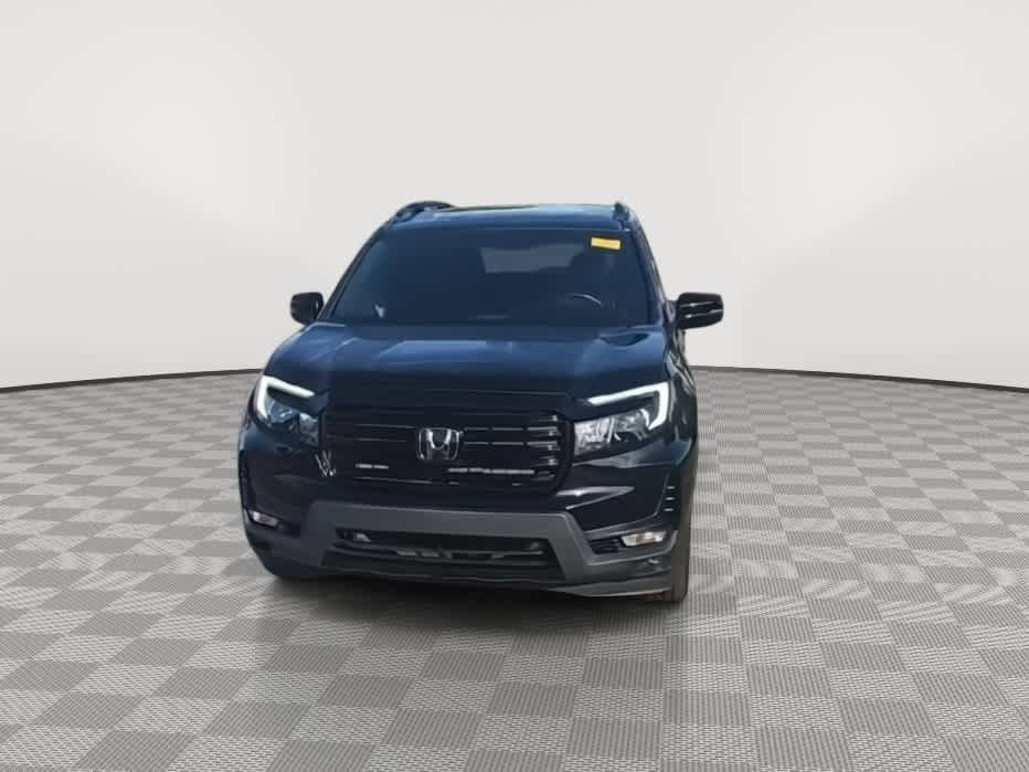 Certified 2025 Honda Passport Black Edition image 3