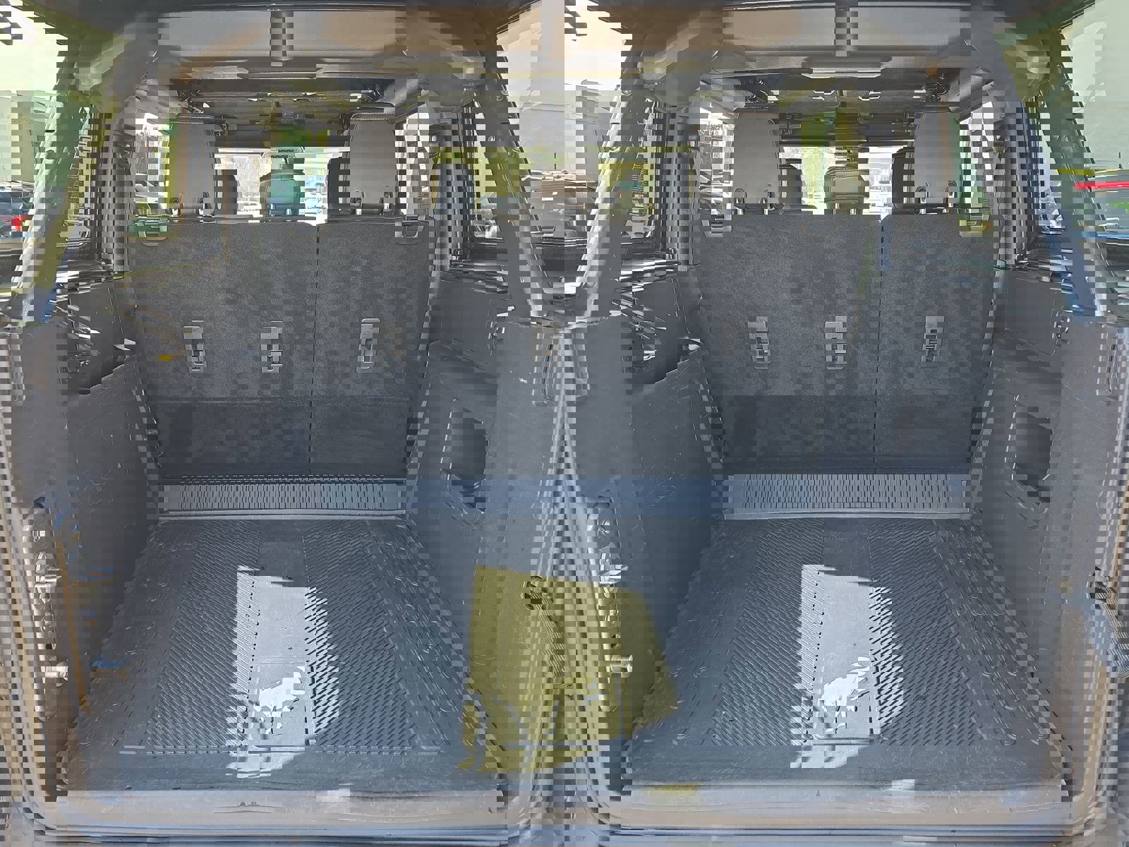 Used 2021 Ford Bronco Badlands image 13