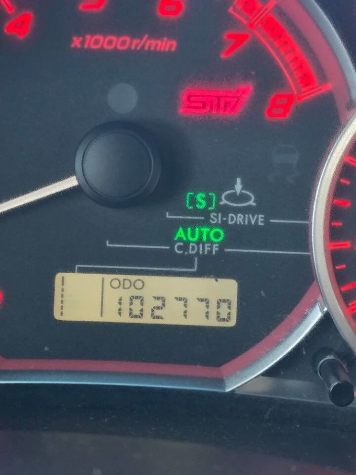 Used 2011 Subaru Impreza WRX STI image 25