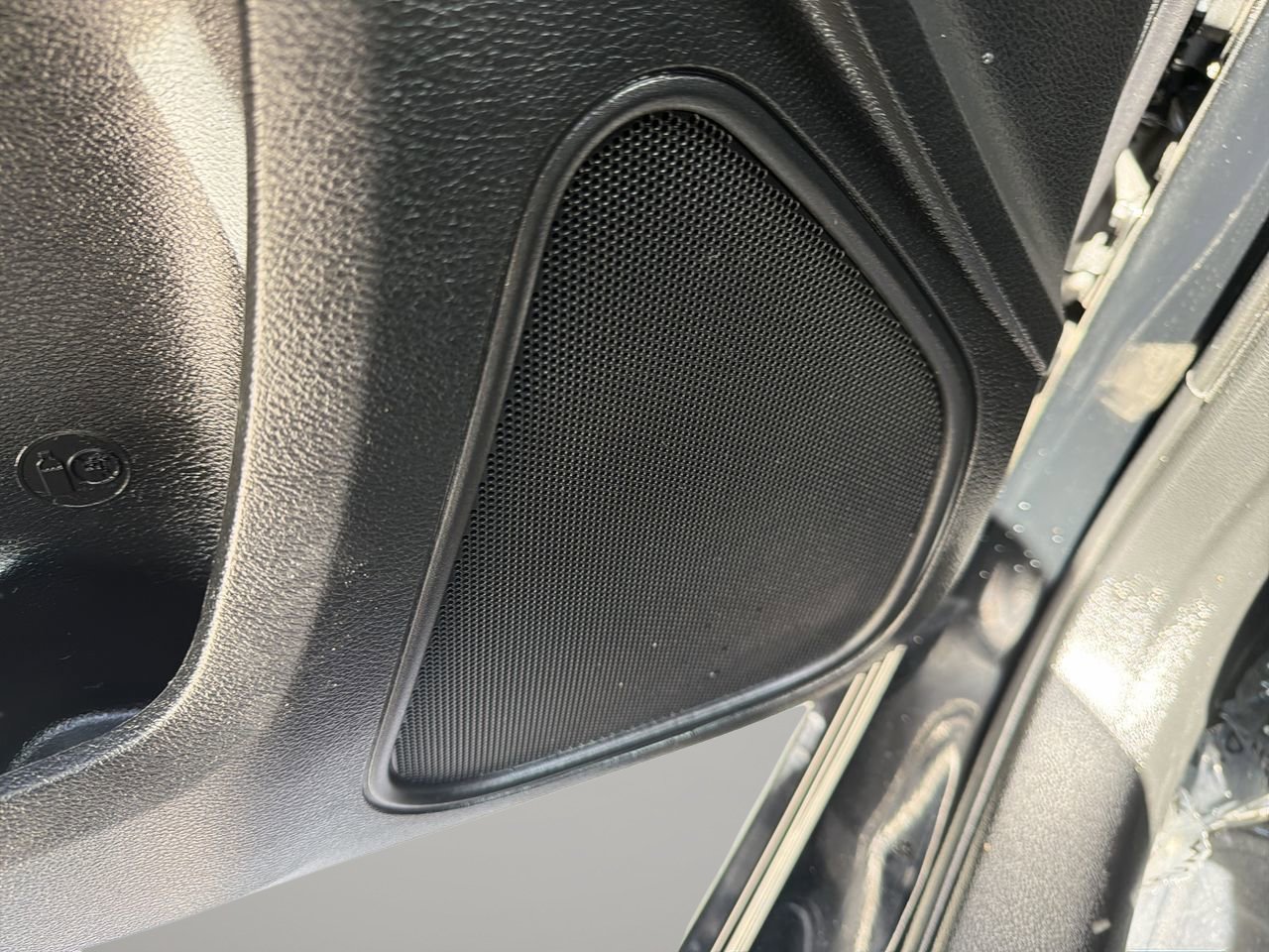 Used 2020 Dodge Charger SXT RWD image 18