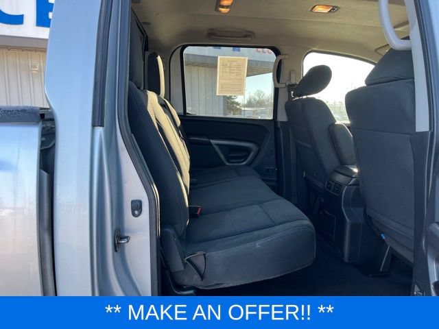 Used 2015 Nissan Titan S AWD/4WD image 30