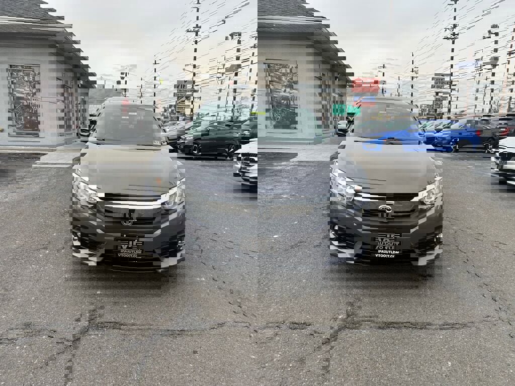 Used 2017 Honda Civic EX-T image 2