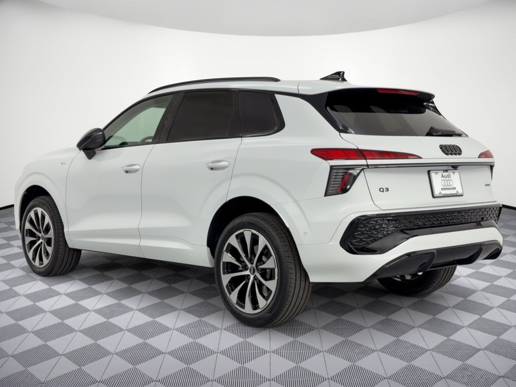 Used 2026 Audi Q3 quattro 2.0T w/ Driver Assistance Package AWD/4WD image 3
