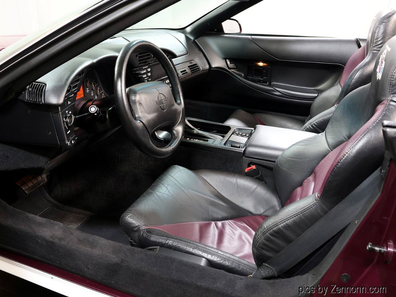Used 1995 Chevrolet Corvette Convertible RWD image 37
