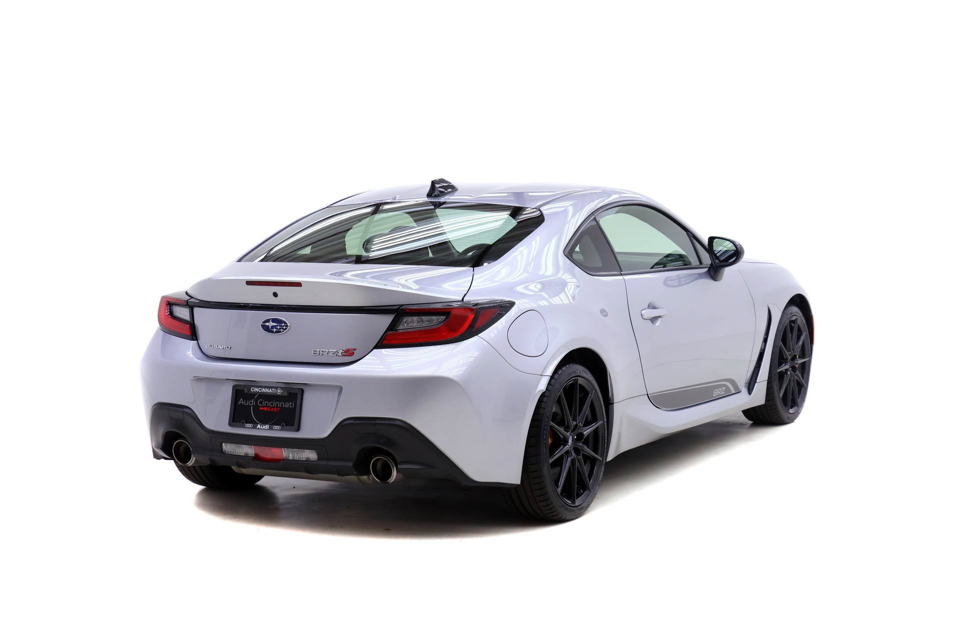 Used 2024 Subaru BRZ tS RWD image 8