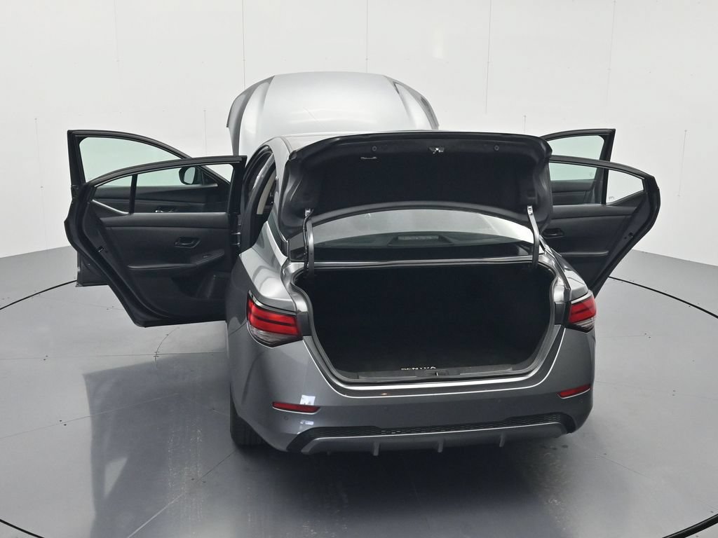 Used 2024 Nissan Sentra SV FWD image 45