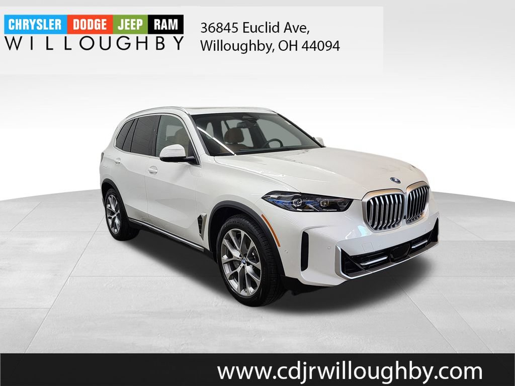 Used 2026 BMW X5 xDrive50e w/ Climate Comfort Package AWD/4WD image 3