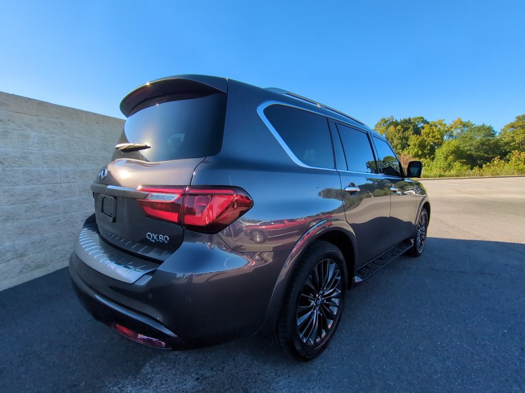 Certified 2023 INFINITI QX80 Premium Select w/ Cargo Package RWD image 5