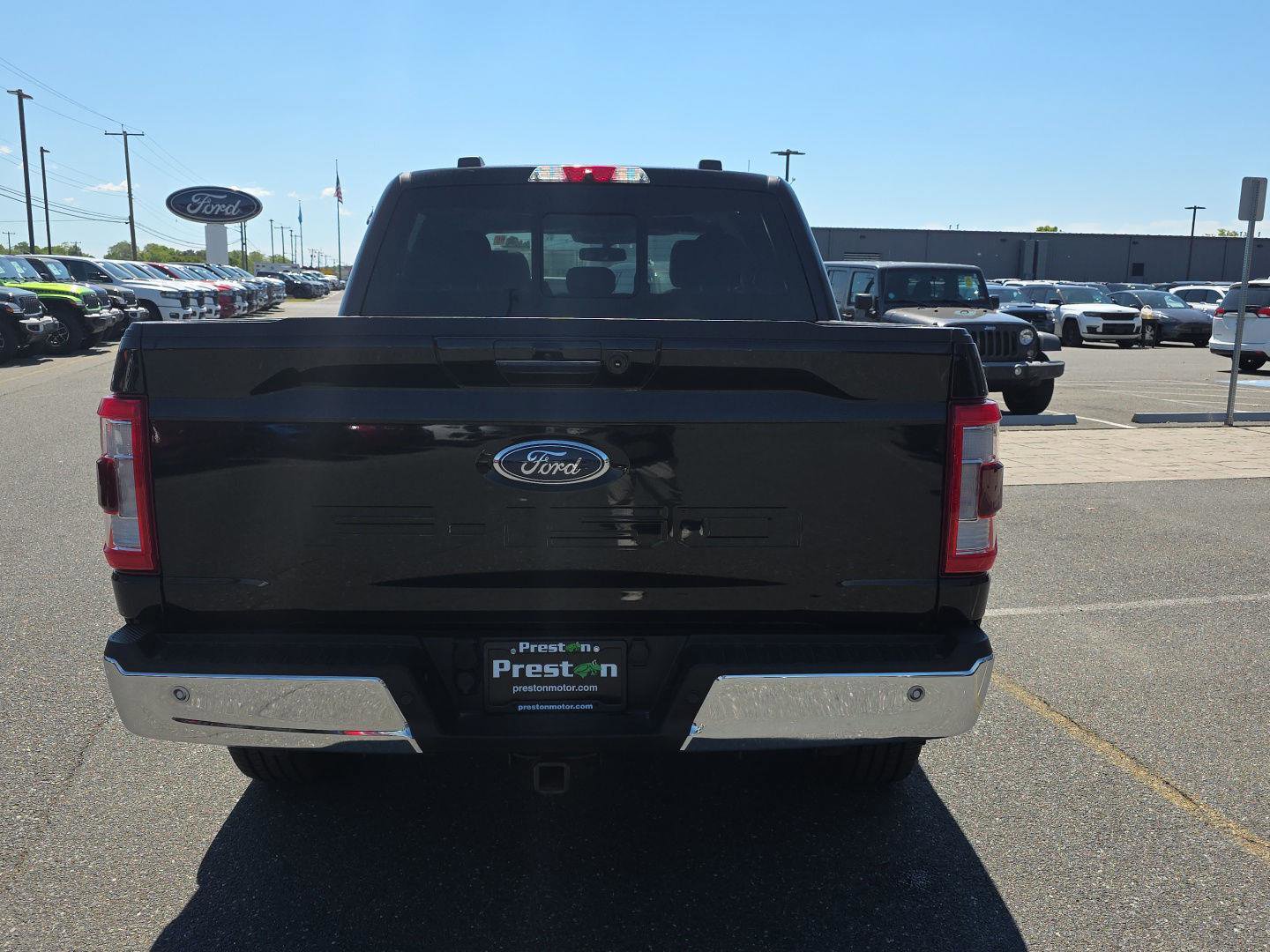 Used 2021 Ford F150 Lariat w/ Equipment Group 502A High AWD/4WD image 11