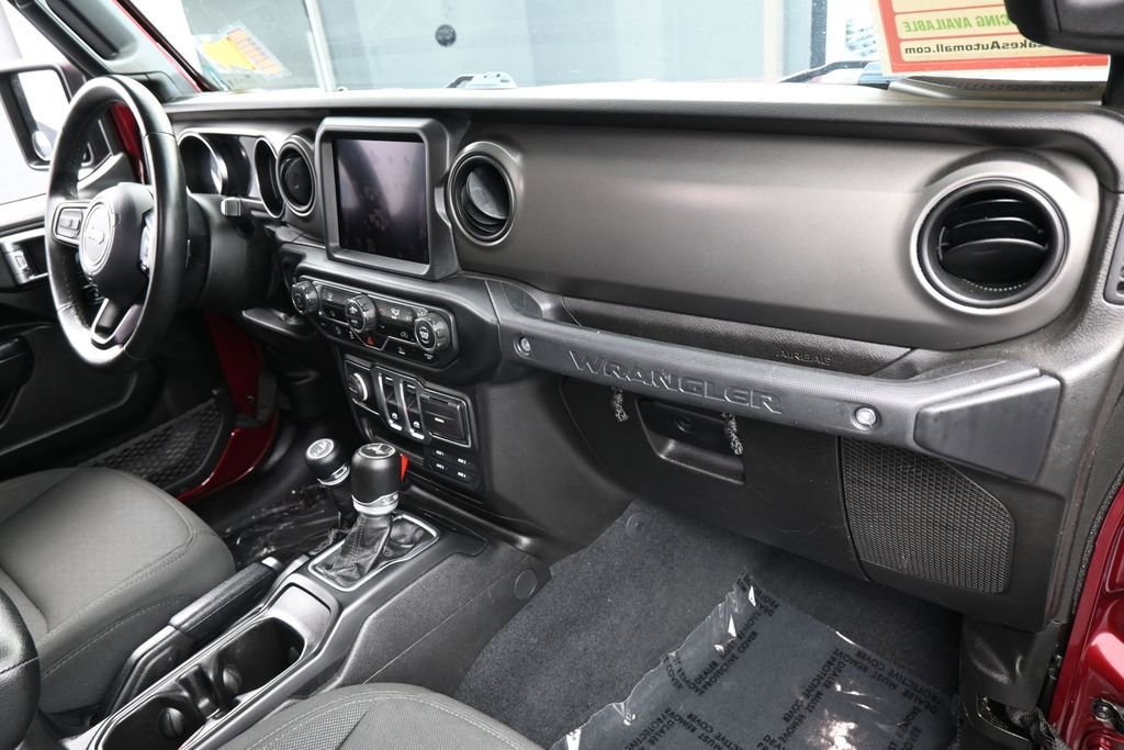 Used 2022 Jeep Wrangler Sport AWD/4WD image 33