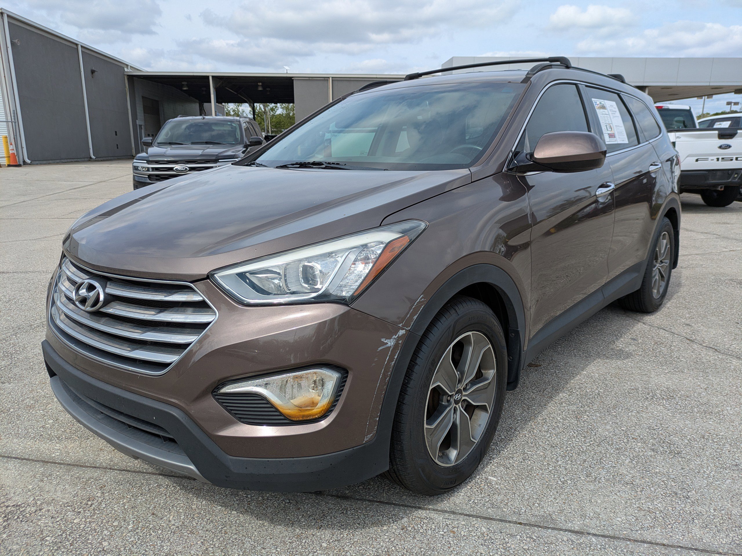 Used 2014 Hyundai Santa Fe GLS FWD image 8