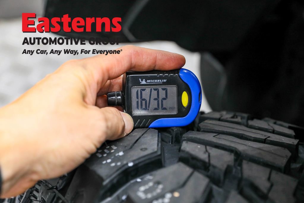 Used 2022 Jeep Wrangler Unlimited Rubicon 4xe w/ Cold Weather Group AWD/4WD image 29