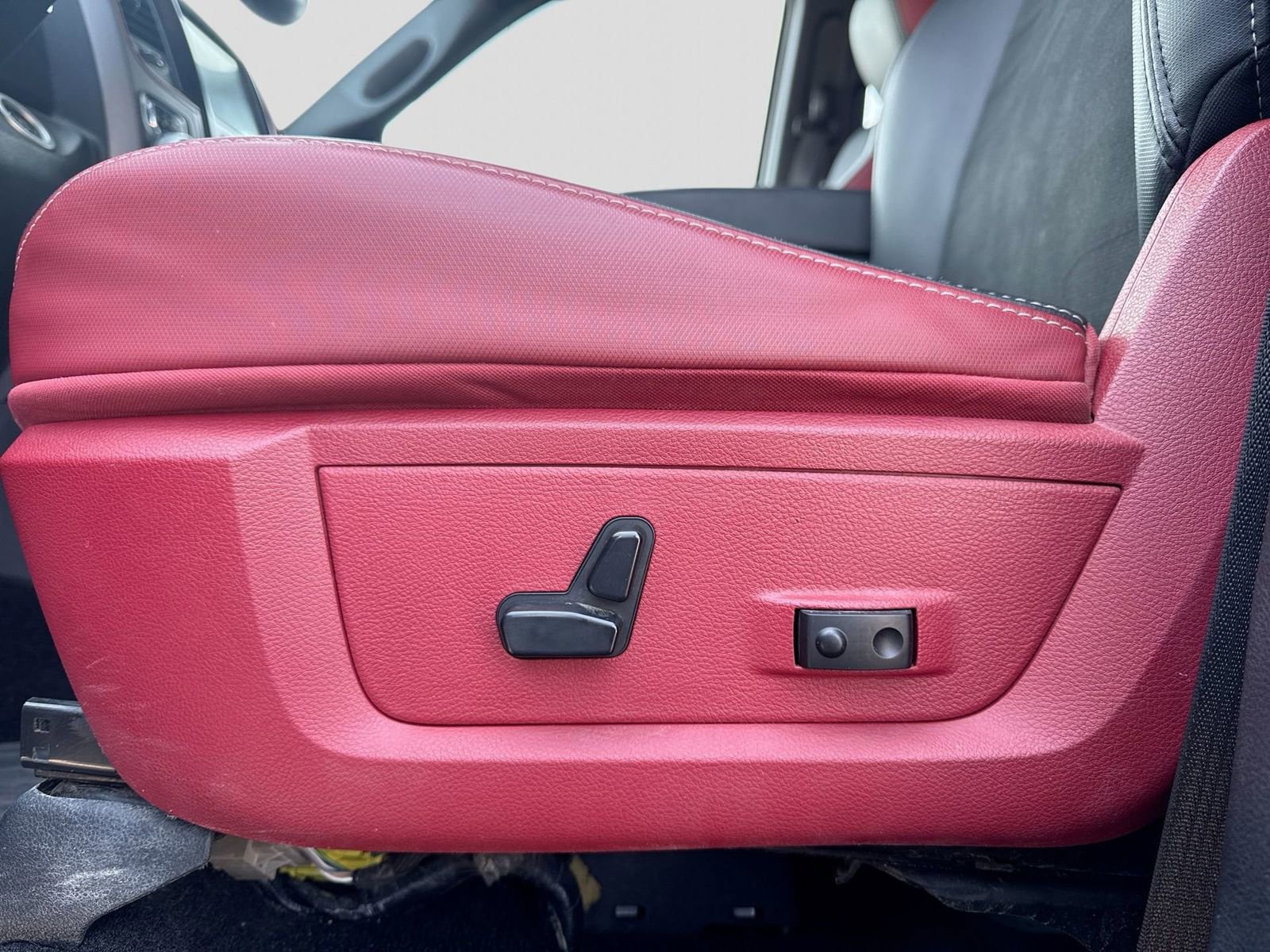 Used 2016 RAM 1500 Rebel w/ Luxury Group image 3